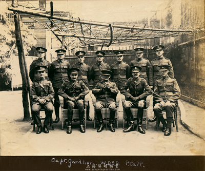1930年左右上海英租界“英國上海防衛軍合影”歷史老照片一張，源于英國藏家出品，保存極佳，敬請預覽