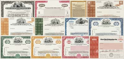 1969至1988年（美國）可口可樂公司股票、債券樣本共12種不同全套，其中：10種為股票，圖案或顏色等各異，發行地分紐約、邁阿密等，面額或空白、或定額100股、或限定100股以內、10萬股以內等；債券2種，1977年版未填面額、1988年版面額5000美元；源于美國印鈔廠檔案，雕刻版印刷極其精致，成套者甚是難得，全新