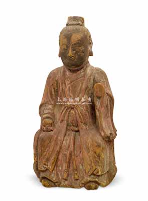 古代木雕道教三清神像一尊，估計(jì)其年代在明朝之前，雕工細(xì)致，人物造型端莊，形象逼真，且原有鎏金已脫落；源于京城古玩名家駱澤民先生之遺存，保存尚佳，敬請預(yù)覽