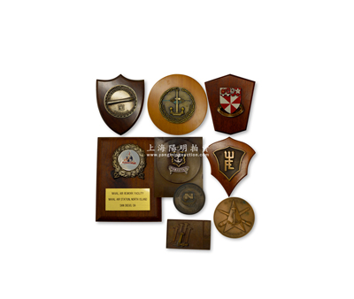 近代世界各國海軍獎章獎牌共9個不同，內含美國、法國、巴基斯坦等，保存甚佳，敬請預覽