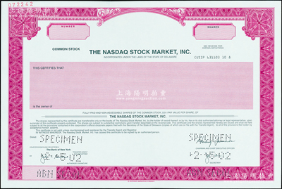 2002年美國納斯達克交易所股票樣張，紫紅色印刷；該交易所始建于1971年，是首家電子化股票市場，也是全美乃至世界最大的股票電子交易市場；源于美國印鈔廠檔案，雕刻版印刷，罕見品，全新