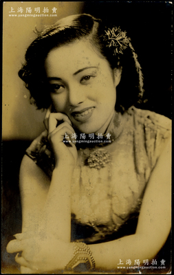 民國時期著名演藝女明星“李香蘭”老照片1張，尺寸84×135mm，保存甚佳，敬請預覽